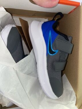 7C Nikes